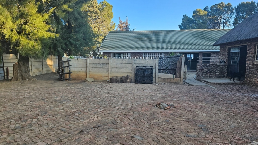 12 Bedroom Property for Sale in Ferreira Free State